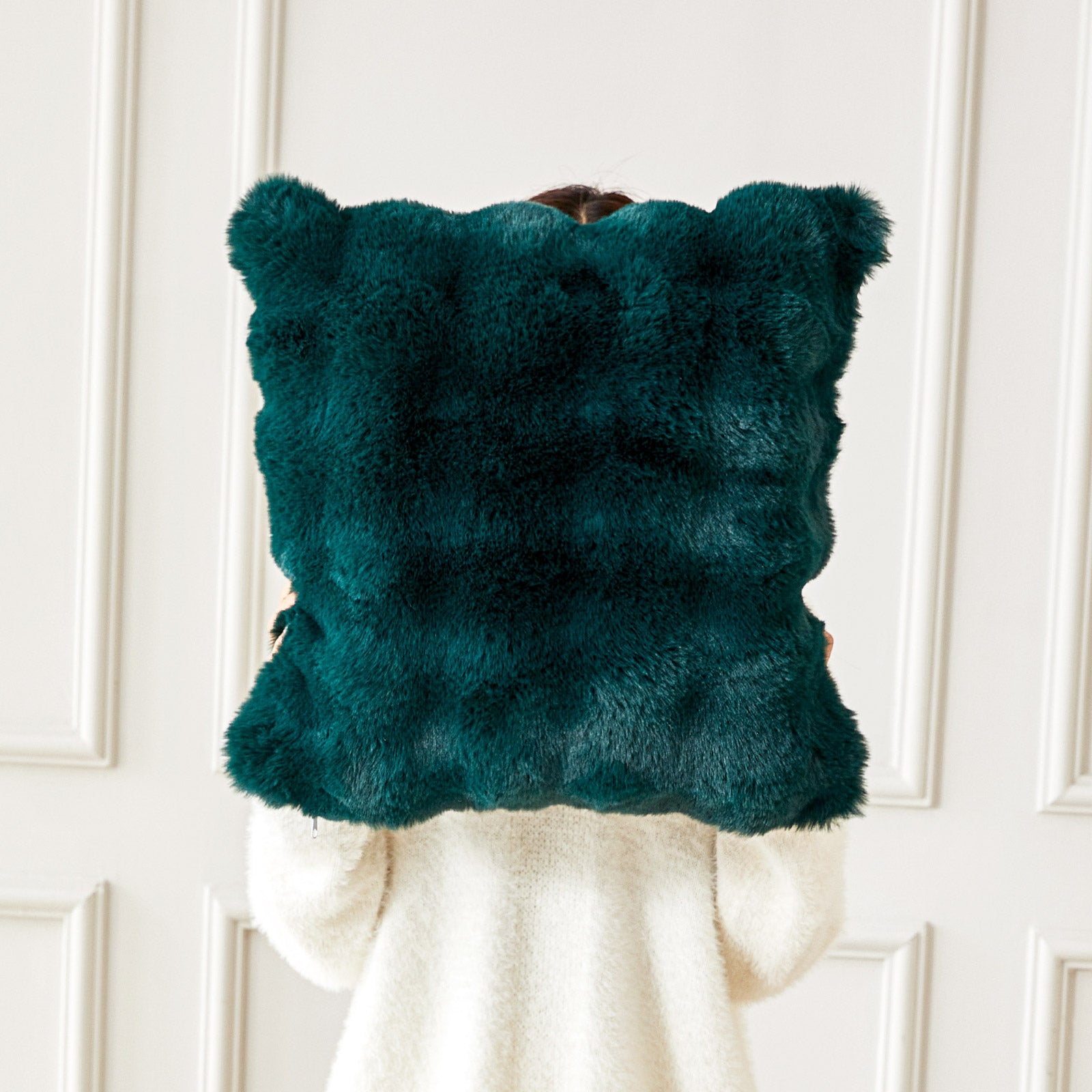 1pc Contemporary Throw Pillow Cover | Cozy Imitation Rabbit Plush | Zipper Closure | Autumn & Winter Home Decor (Cover Only)