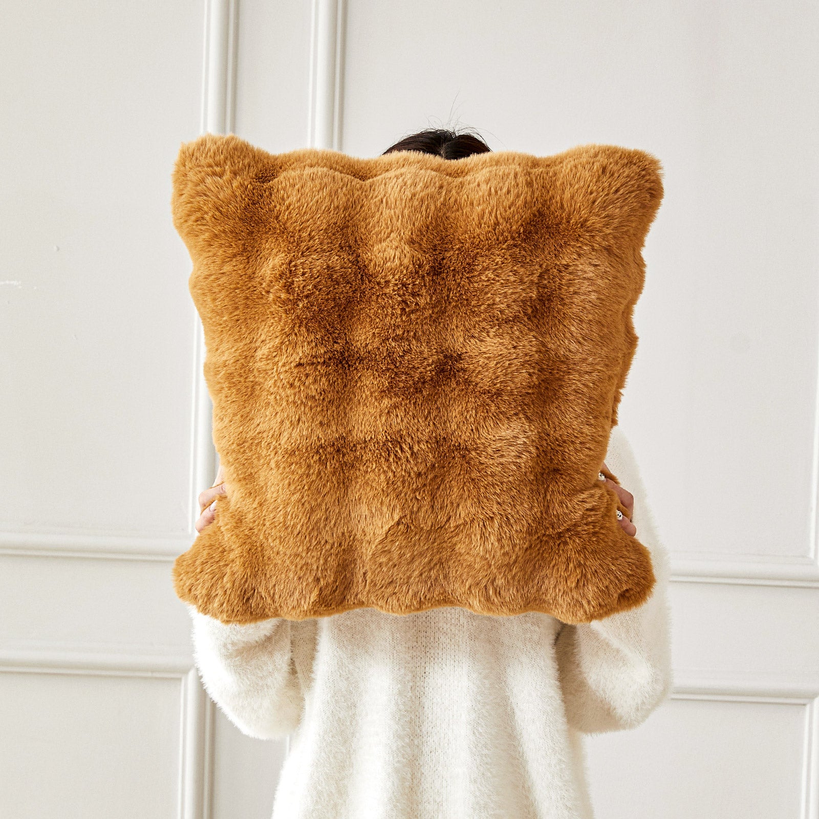 1pc Contemporary Throw Pillow Cover | Cozy Imitation Rabbit Plush | Zipper Closure | Autumn & Winter Home Decor (Cover Only)