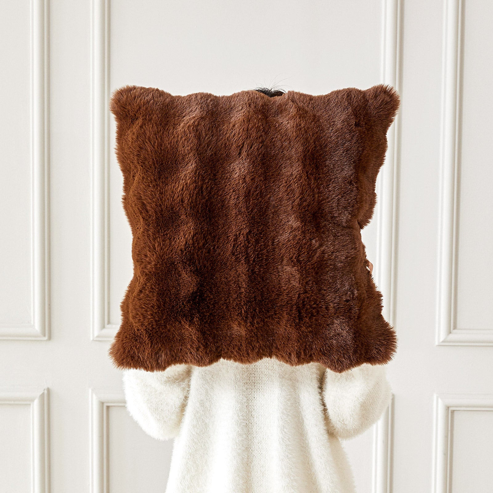 1pc Contemporary Throw Pillow Cover | Cozy Imitation Rabbit Plush | Zipper Closure | Autumn & Winter Home Decor (Cover Only)